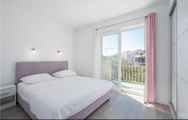 Apartment Nina ポドストラナ エクステリア 写真