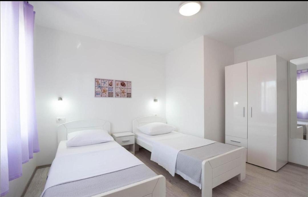 Apartment Nina ポドストラナ エクステリア 写真